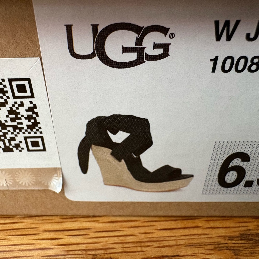 UGG Women's Black and Tan Wedge Sandals